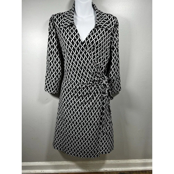 Laundry by Shelli Segal Black AnD White M Wrap Dress Size M Stretch Knit NWT - Picture 1 of 6